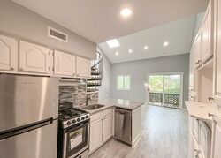 Pre-foreclosure in  ALTA CT UNIT 2 Vernon, NJ 07462