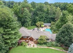  Carlton Rd, Wyckoff NJ