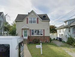 Pre-foreclosure in  SAMPSON PL Long Branch, NJ 07740