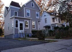 Pre-foreclosure in  W 3RD AVE Roselle, NJ 07203