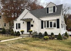 Pre-foreclosure in  LEGION PL Hillsdale, NJ 07642