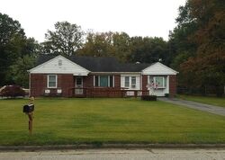 Pre-foreclosure in  E PITTSFIELD ST Pennsville, NJ 08070