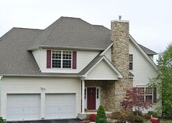 Pre-foreclosure in  BOWERS DR Hackettstown, NJ 07840