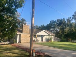 Pre-foreclosure Listing in LEONARD NORTH ST CAMDENTON, MO 65020