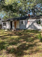 Pre-foreclosure in  S ARLINGTON AVE Independence, MO 64052