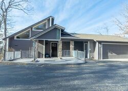 Pre-foreclosure Listing in WATERSCAPE DR OSAGE BEACH, MO 65065