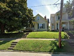 Pre-foreclosure in  N BIRCHWOOD AVE Louisville, KY 40206