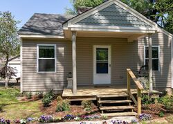 Pre-foreclosure in  ORMSBY LN Louisville, KY 40222