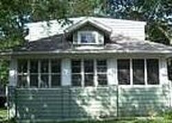 Pre-foreclosure in  HILL AVE Elgin, IL 60120