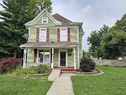 Pre-foreclosure Listing in S MAIN ST FLANAGAN, IL 61740
