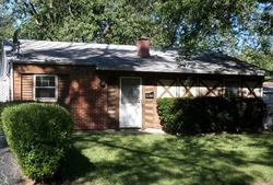 Pre-foreclosure in  OLIVIA AVE Chicago Heights, IL 60411