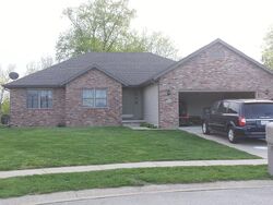 Pre-foreclosure in  TIMBER EDGE DR Sherman, IL 62684