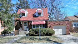 Pre-foreclosure in  HOMEWOOD AVE Homewood, IL 60430