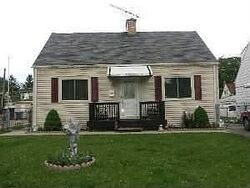 Pre-foreclosure in  HAWTHORNE ST Franklin Park, IL 60131