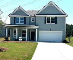 Pre-foreclosure in  RIVERCHESS DR SW Atlanta, GA 30331