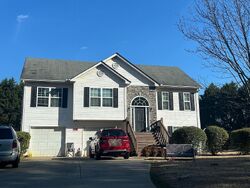 Pre-foreclosure in  POTTS RD SE Conyers, GA 30094