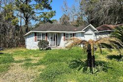  E 33rd St, Savannah GA