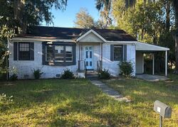 Pre-foreclosure in  S PARKWOOD DR Savannah, GA 31404