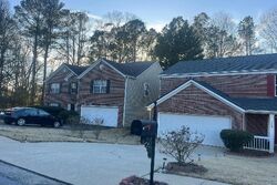 Pre-foreclosure in  SILVER SPRINGS DR Buford, GA 30518