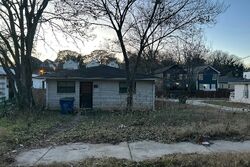 Pre-foreclosure in  SMITH ST SW Atlanta, GA 30310