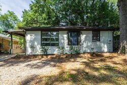 Pre-foreclosure in  MORELAND DR SE Atlanta, GA 30315