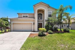 Pre-foreclosure in  CARLOWAY HILLS DR Wimauma, FL 33598