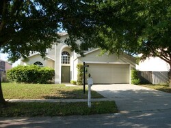 Pre-foreclosure in  KNIGHTSWOOD DR Apopka, FL 32712
