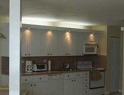  Collins Ave , Miami Beach FL