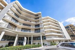 Pre-foreclosure in  S OCEAN BLVD  Palm Beach, FL 33480