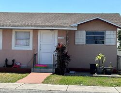 Pre-foreclosure in  NW 22ND CT Miami, FL 33142