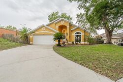 Pre-foreclosure in  WHITE IVEY CT Apopka, FL 32712
