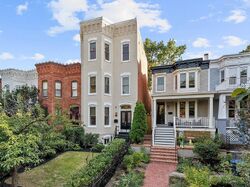 Pre-foreclosure in  MASSACHUSETTS AVE NE Washington, DC 20002