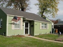 Pre-foreclosure in  LINKWOOD AVE Wilmington, DE 19805