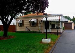 Pre-foreclosure in  LEA RD New Castle, DE 19720