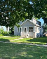 Pre-foreclosure in  W YORK AVE West Chicago, IL 60185