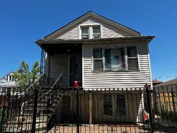 Pre-foreclosure in  N MONITOR AVE Chicago, IL 60639