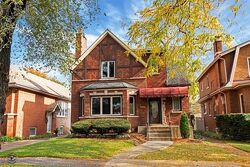 Pre-foreclosure in  S HAMILTON AVE Chicago, IL 60643