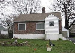 Pre-foreclosure in  LYME ST Windsor, CT 06095