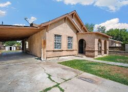 Pre-foreclosure in  SANTA ROSA AVE Lamont, CA 93241