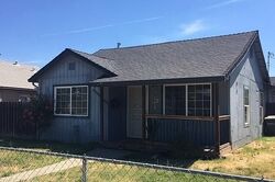 Pre-foreclosure in  S GARFIELD ST Lodi, CA 95240