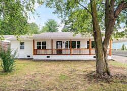 Pre-foreclosure in  JENNY LIND RD Fort Smith, AR 72908