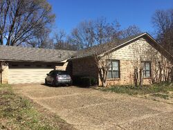 Pre-foreclosure in  STANWOOD LOOP North Little Rock, AR 72118