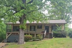 Pre-foreclosure in  RICHARD ST Hot Springs National Park, AR 71913