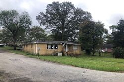 Pre-foreclosure in  9TH ST SE Graysville, AL 35073