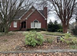 Pre-foreclosure in  SADDLEBROOK CIR Birmingham, AL 35210