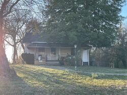 Pre-foreclosure in  MAIN ST Madison Heights, VA 24572