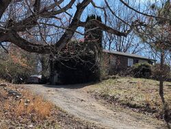Pre-foreclosure in  HOMESTEAD ST NE Cleveland, TN 37323