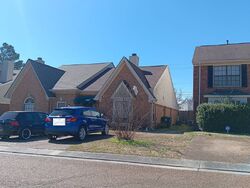 Pre-foreclosure in  RED BARN DR Cordova, TN 38016