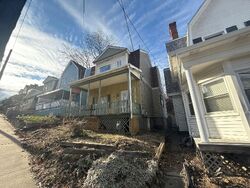 Pre-foreclosure in  5TH ST Charleroi, PA 15022