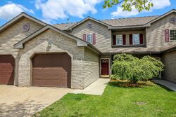  Waverly Dr, Cambridge WI
